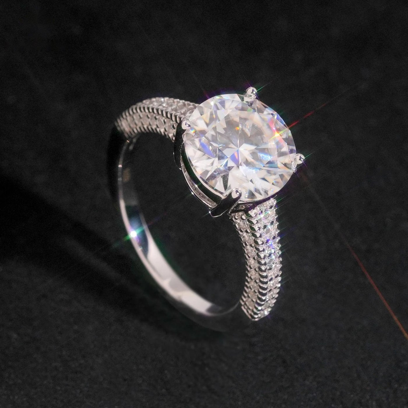 Round Brilliant 10mm Engagement Ring — Moissanite, 925 Silver