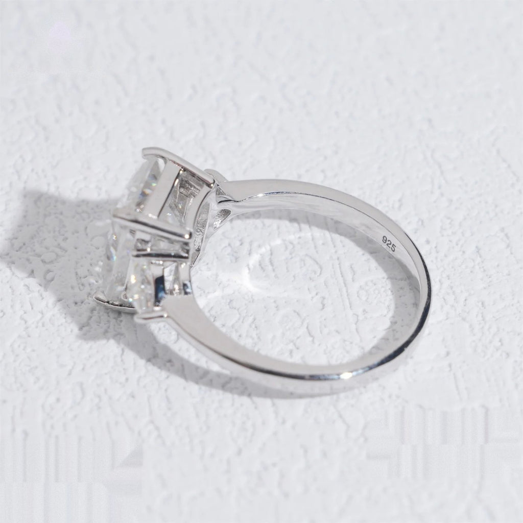 Trendy Solitaire Eternity Ring — Moissanite, 925 Silver