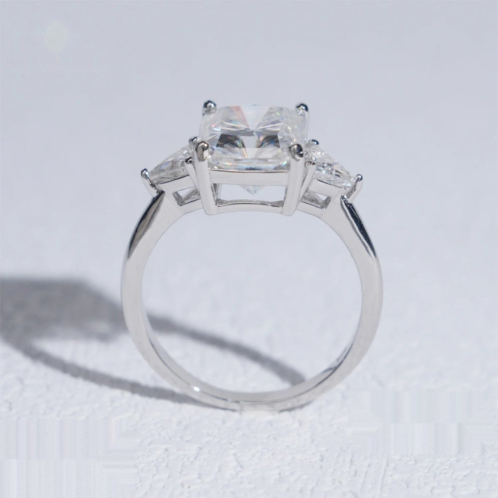 Trendy Solitaire Eternity Ring — Moissanite, 925 Silver