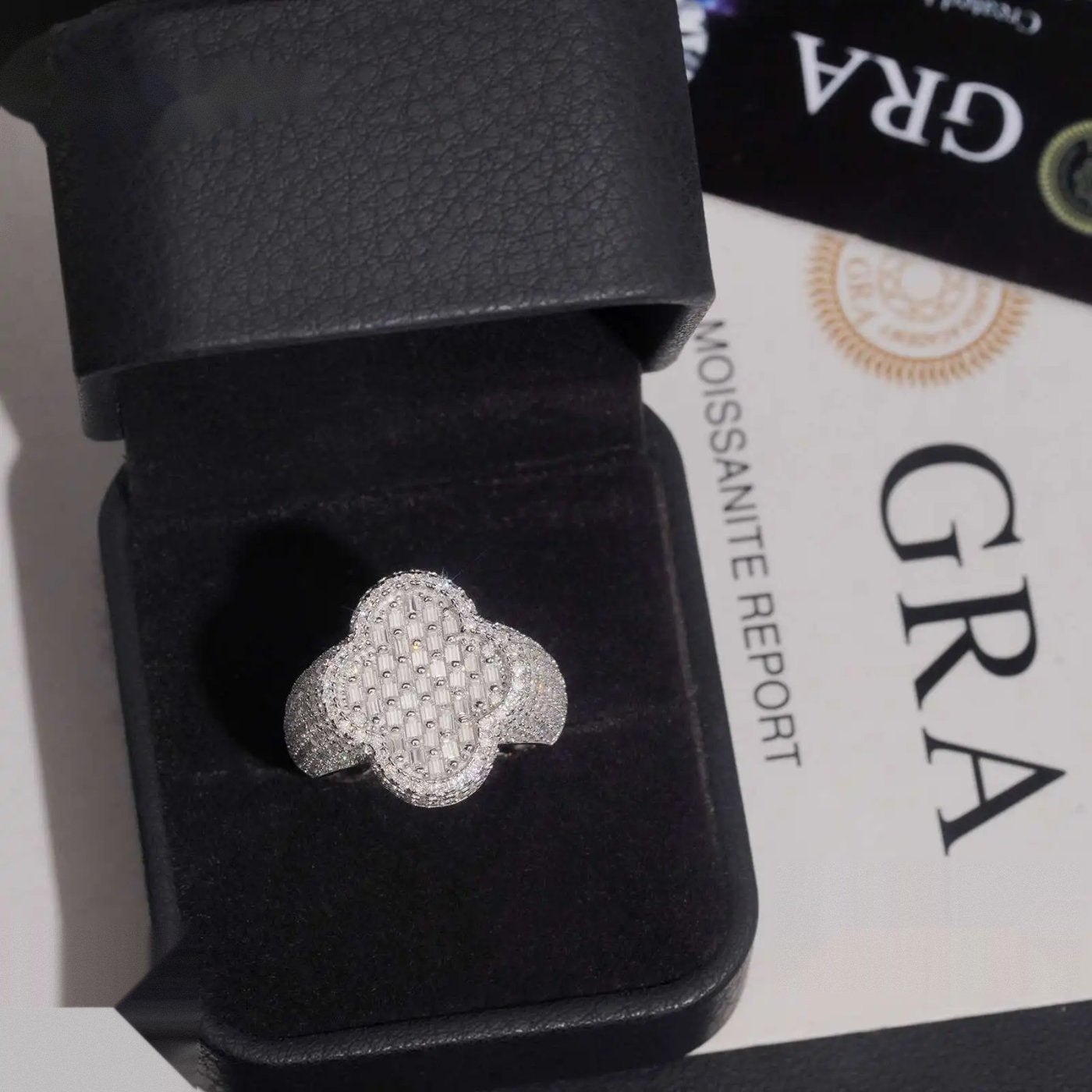Men's Clover Half-Pavé Band Ring — Moissanite, 925 Silver