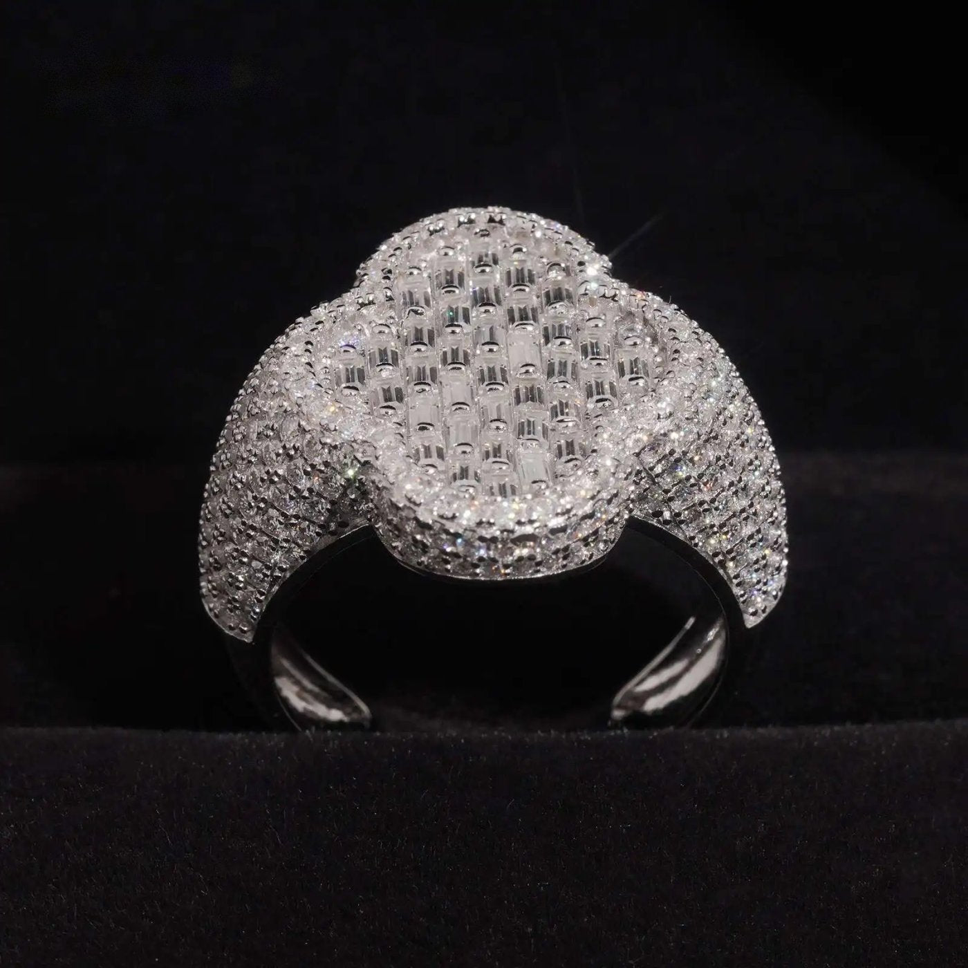 Men's Clover Half-Pavé Band Ring — Moissanite, 925 Silver