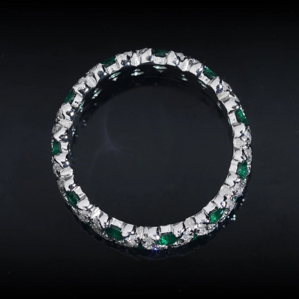 Vivid Green Eternity Band — Moissanite, 925 Silver
