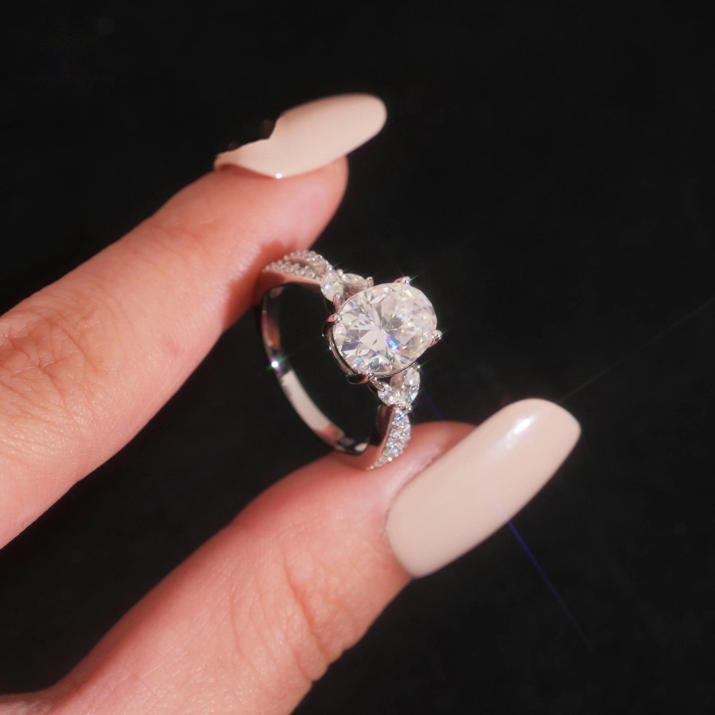 Oval Cut 8×11mm Engagement Ring — Moissanite, 925 Silver