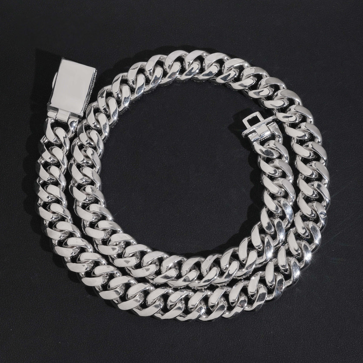 16mm Big Stone Cuban Chain — Moissanite, 925 Silver