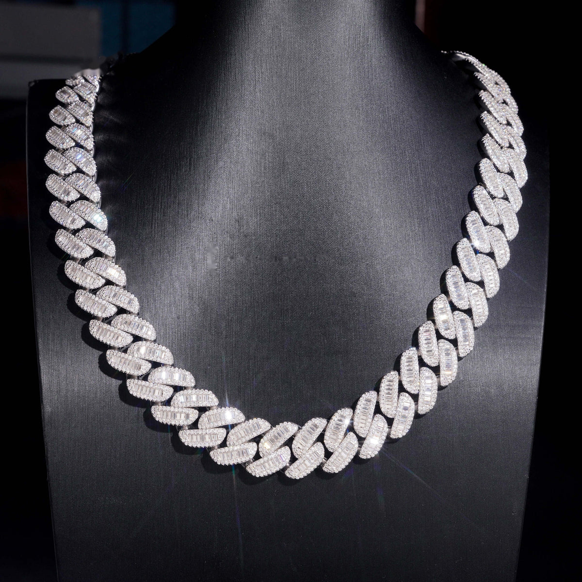 17mm Cuban Chain Baguette Setting — Moissanite, 925 Silver