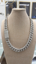 17mm Cuban Chain Pavé Setting New Lock — Moissanite, 925 Silver
