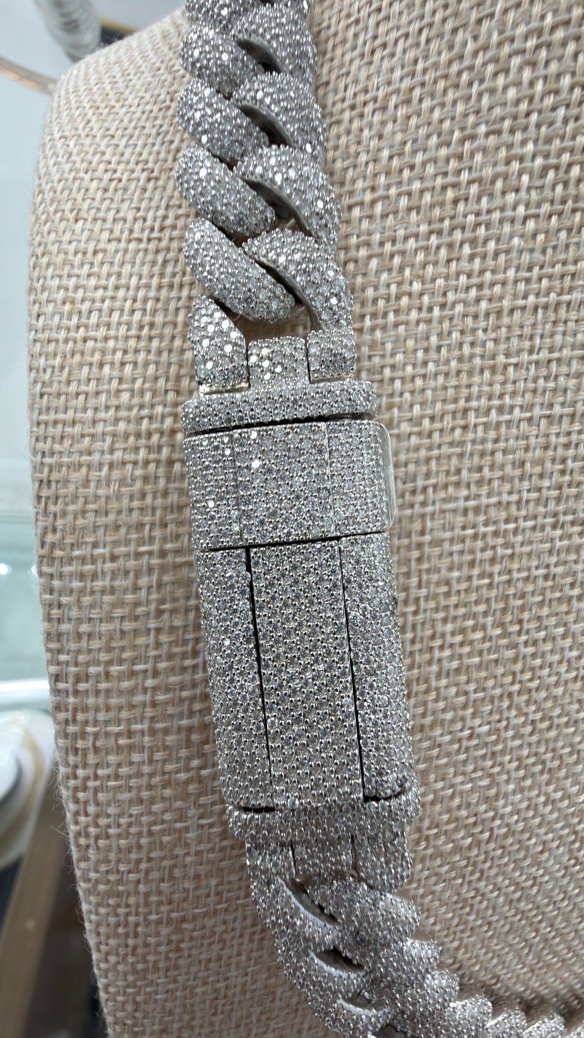 17mm Cuban Chain Pavé Setting New Lock — Moissanite, 925 Silver