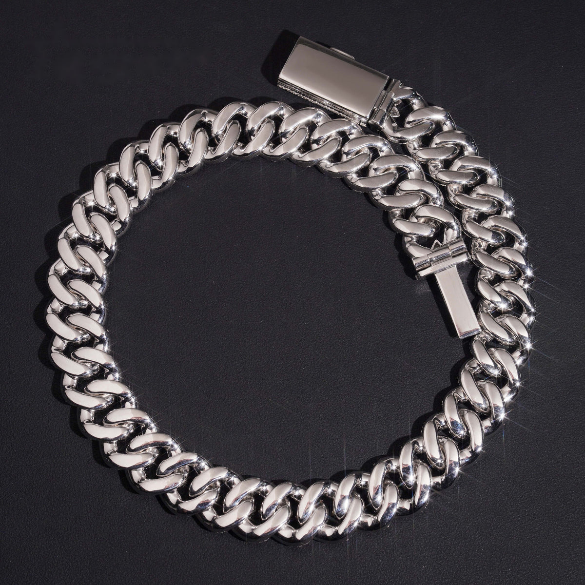 20mm Fancy Cut Cuban Chain — Moissanite, 925 Silver