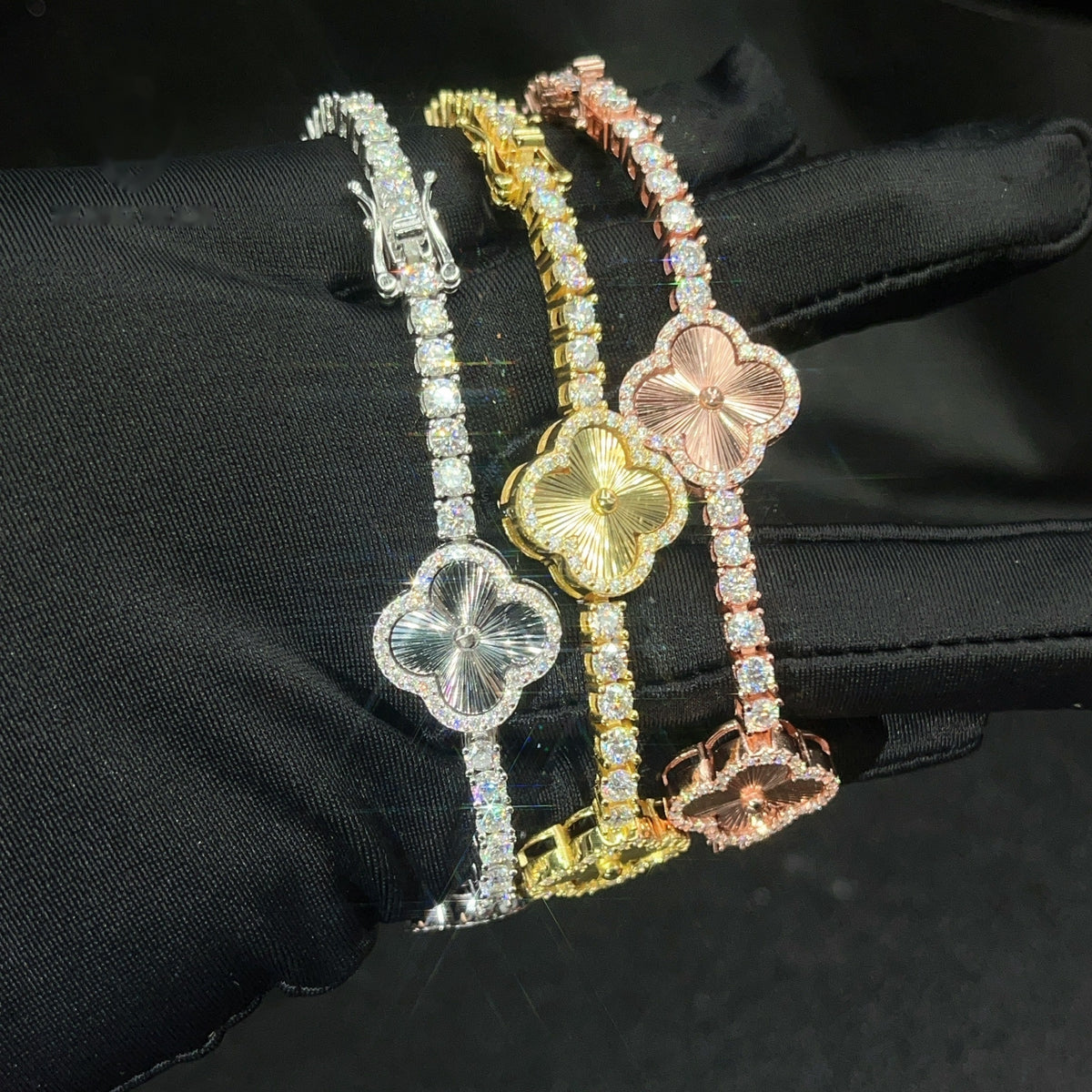 3mm Clover Tennis Bracelet — Moissanite, 925 Silver