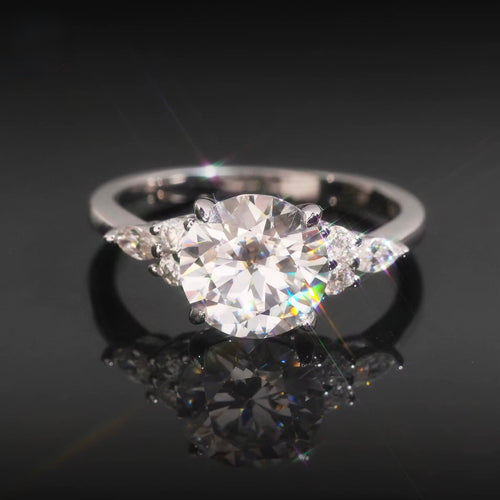 Womens Engagement Ring Round C — Moissanite, 925 Silver