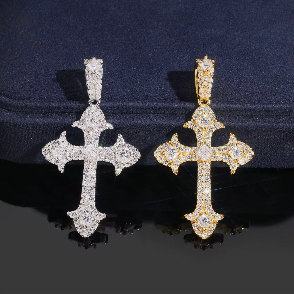 Cross Pendant Moissanite S925 + Rhodium