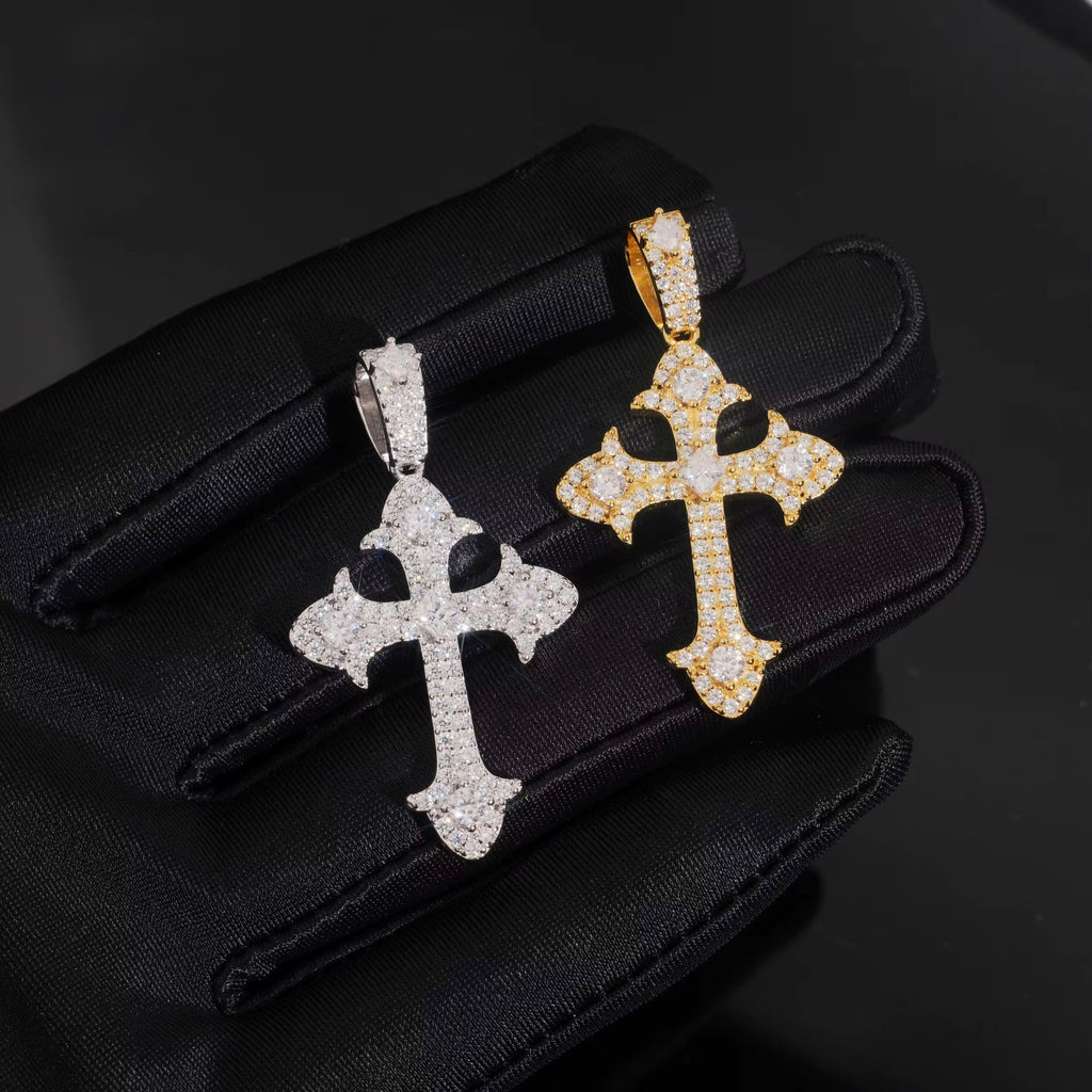 Cross Pendant Moissanite S925 + Rhodium
