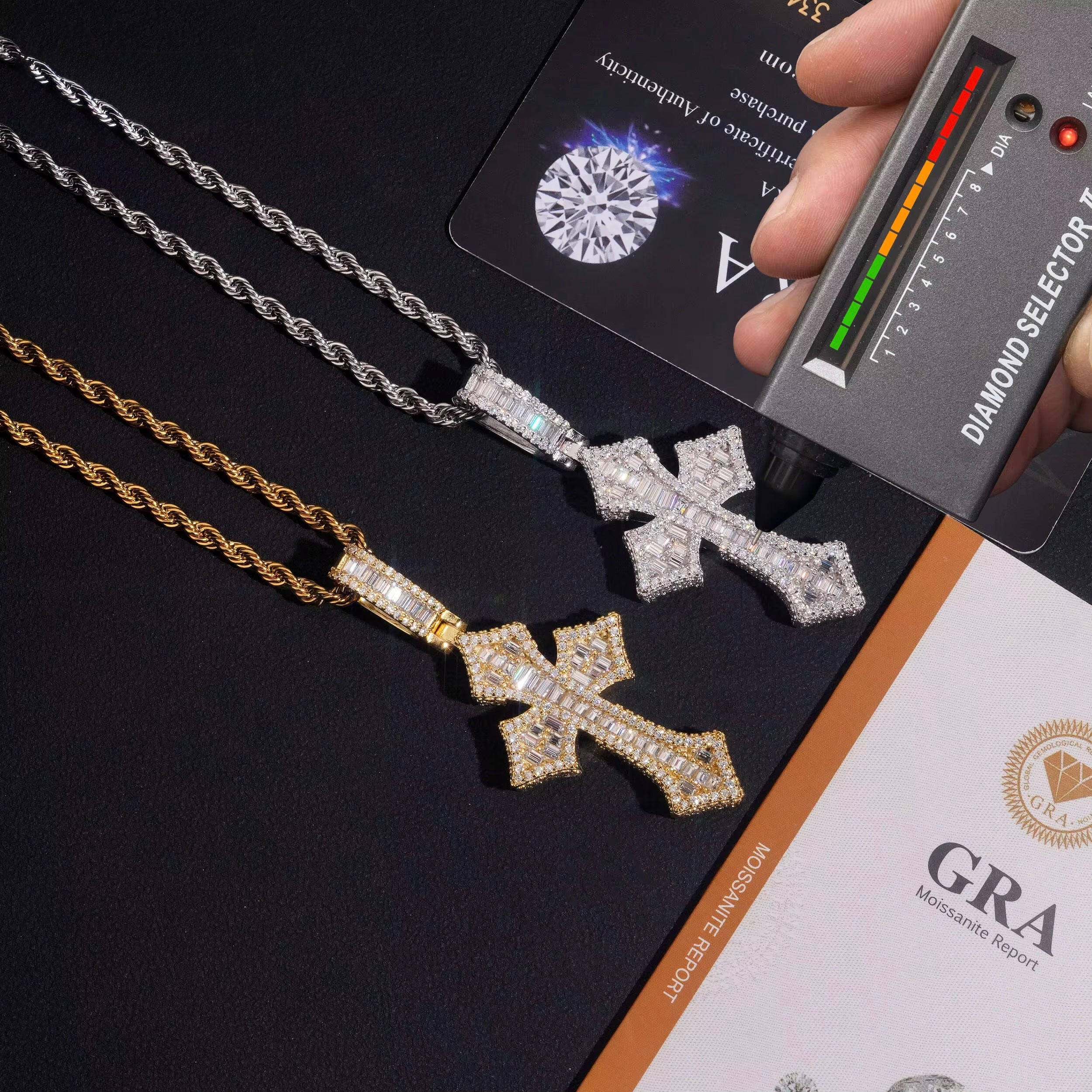 Cross Pendant Moissanite Silver S925 + Rhodium Passes Diamond Icedout Bussdown