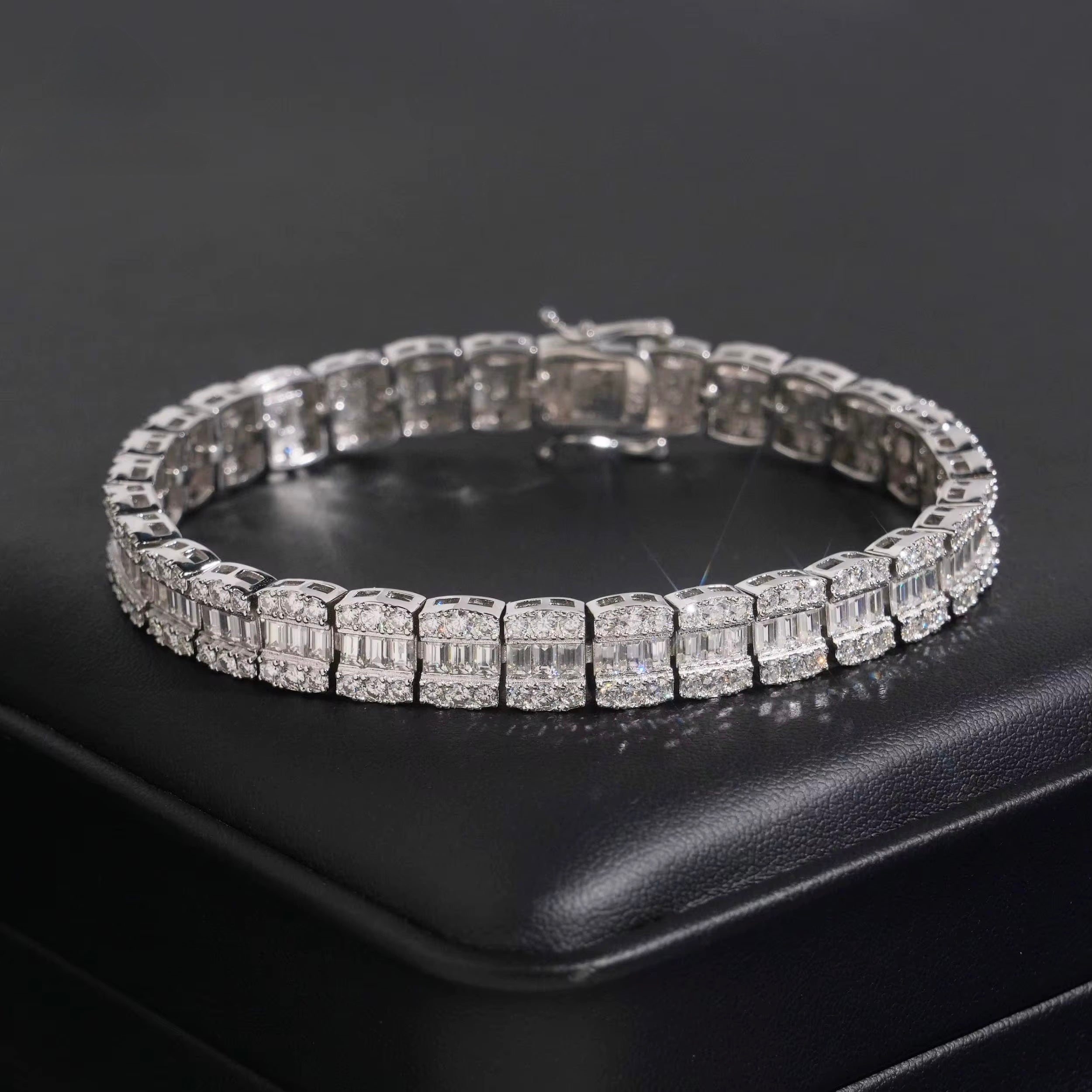 Baguette Bracelet Moissanite Silver S925 + Rhodium Passes Diamond Icedout Bussdown