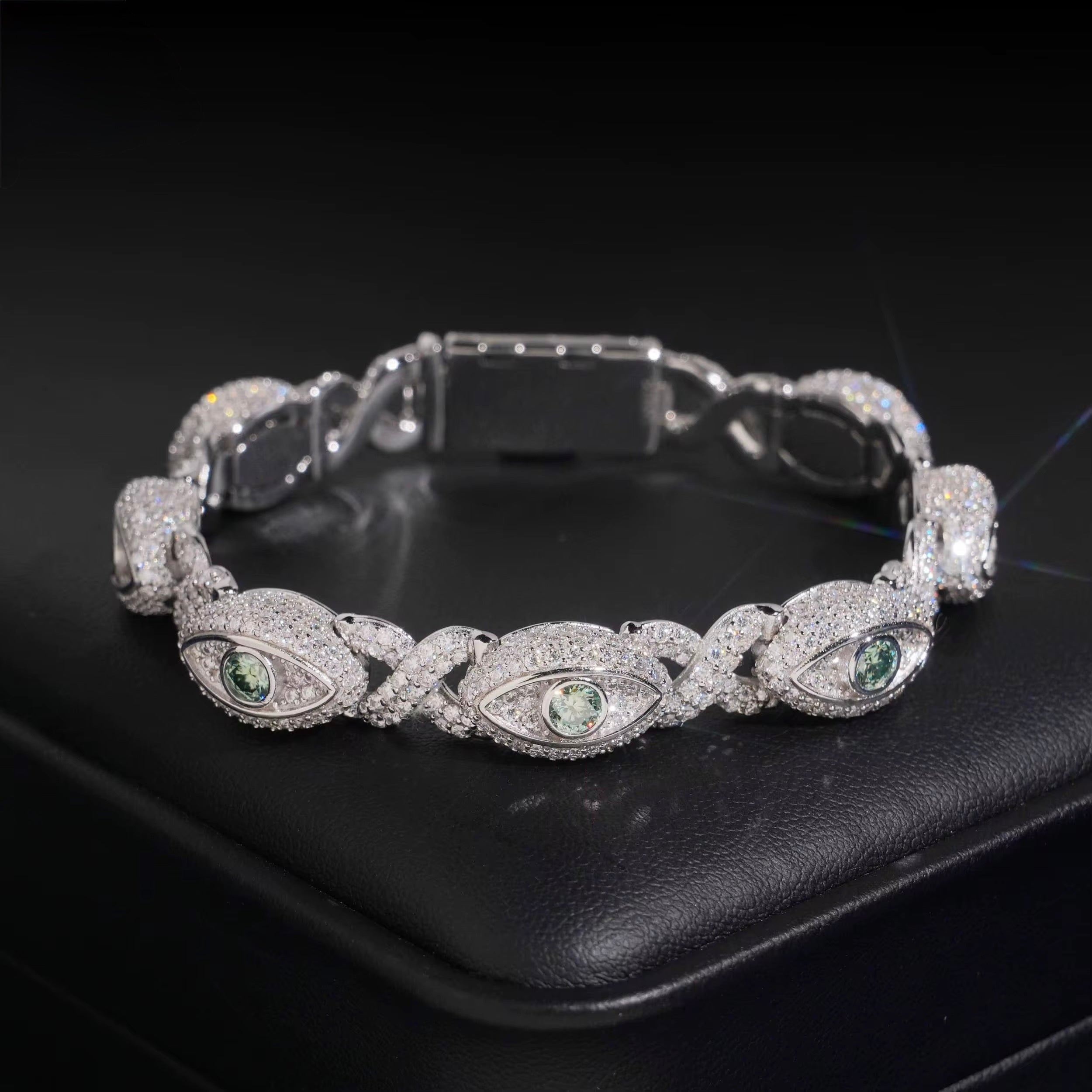 Eyes Bracelet Moissanite Silver S925 + Rhodium Passes Diamond Icedout Bussdown