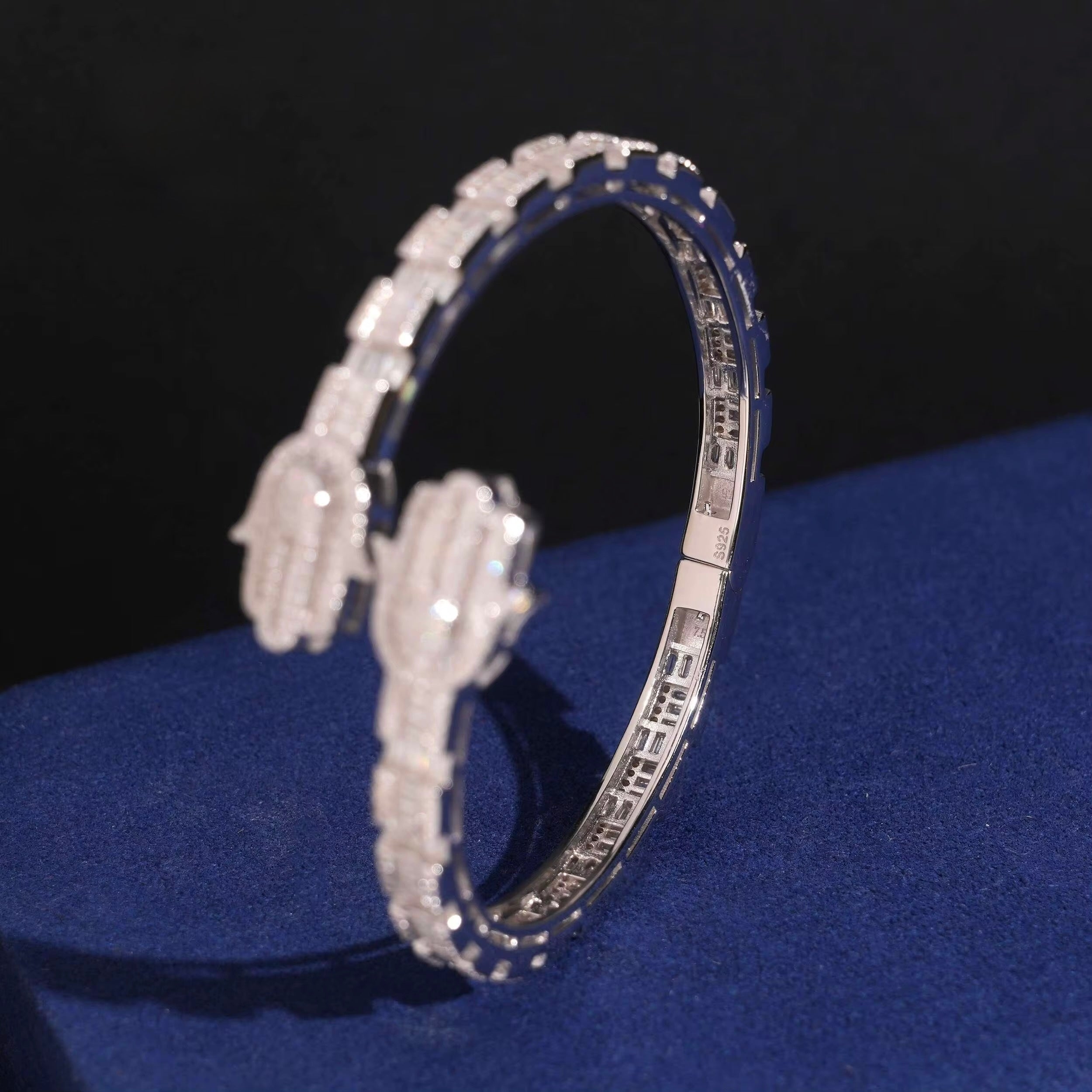 Nail Hamsa Bracelet Moissanite Silver S925 + Rhodium Passes Diamond Icedout Bussdown