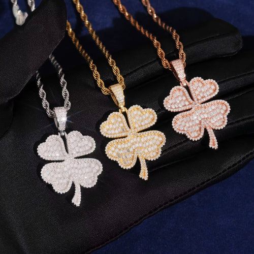 Clover Pendant — Moissanite, 925 Silver