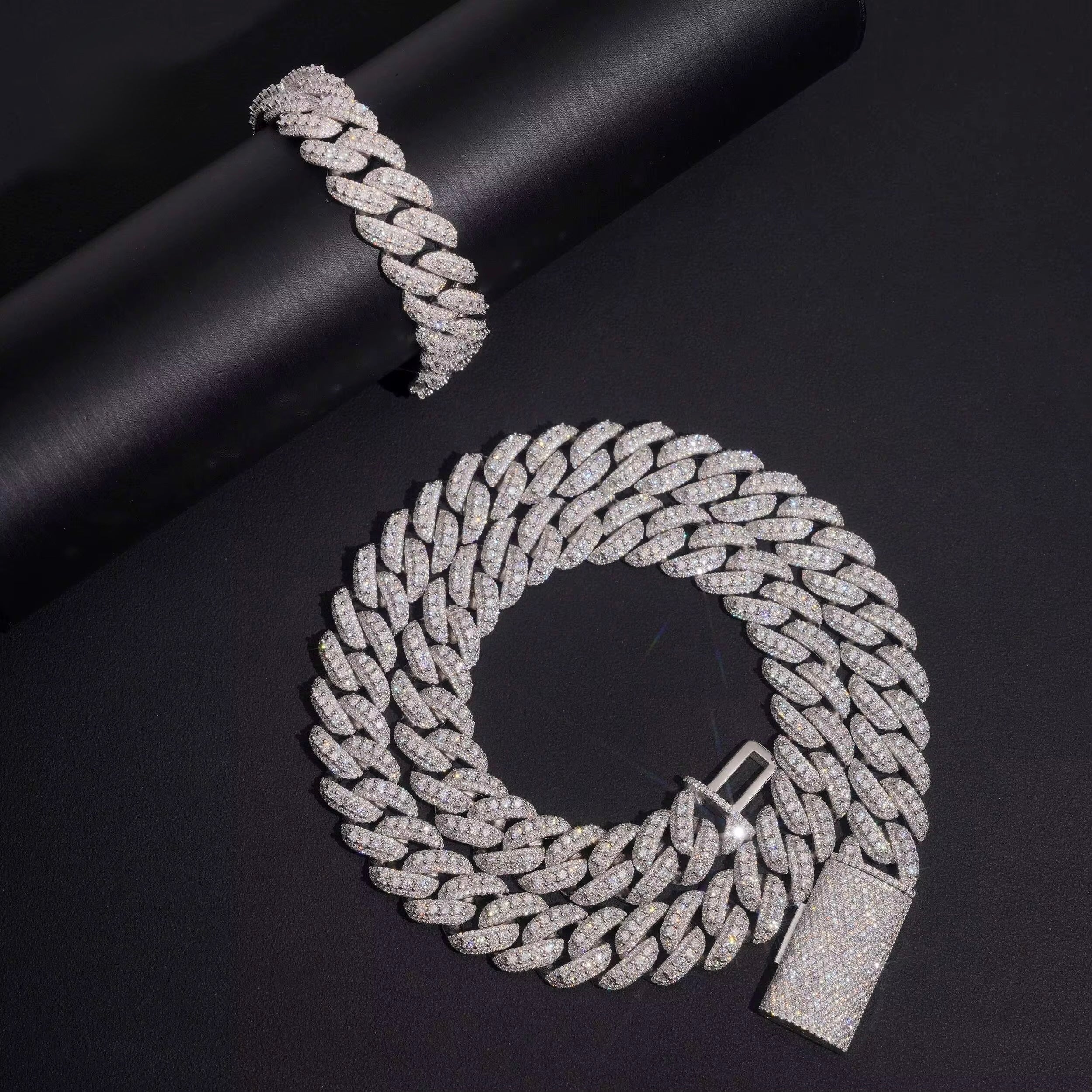 15MM Cuban Chain Pave Raised Stones Setting Moissanite Silver S925 + Rhodium Passes Diamond Icedout Bussdown