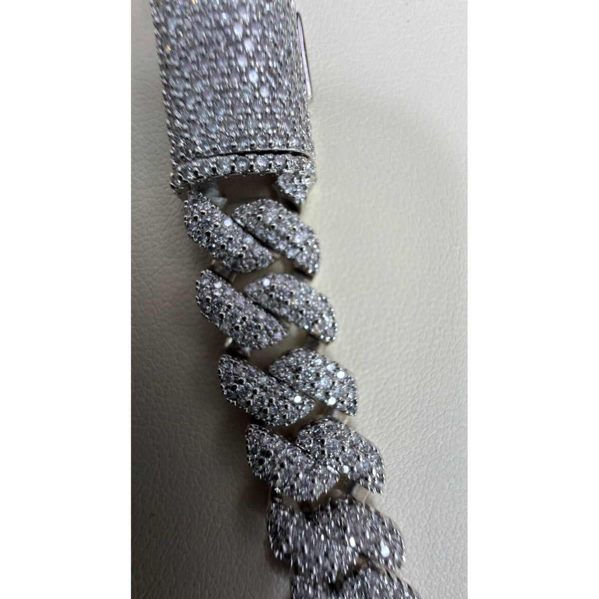8mm Cuban Bracelet Pavé — Moissanite, Zinc