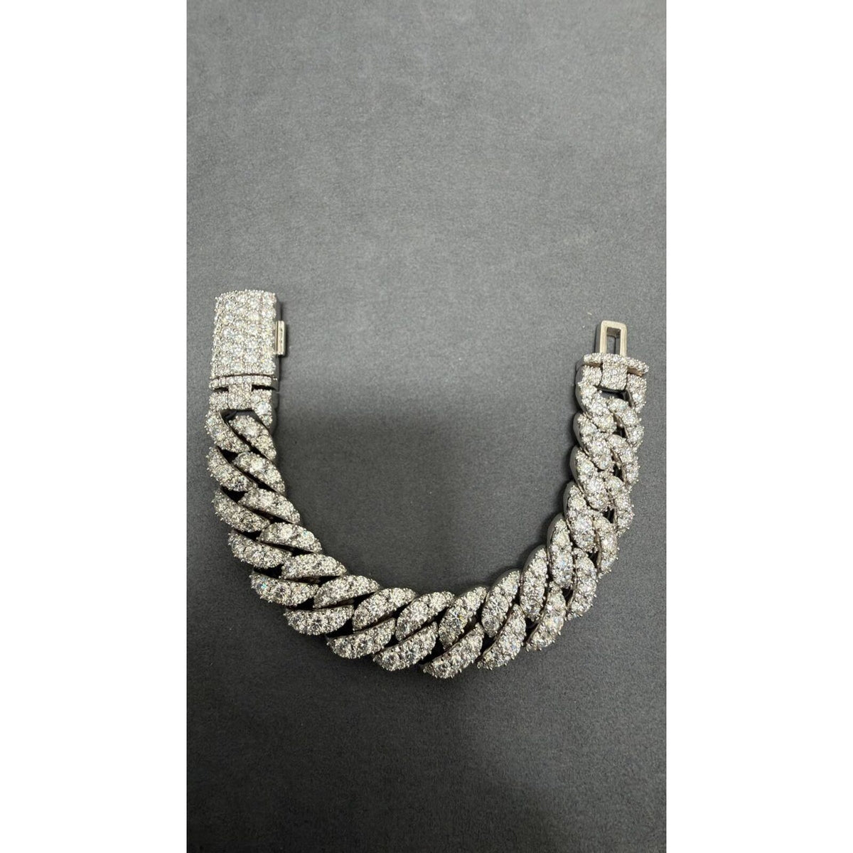 16mm Cuban Bracelet Moonrock Setting — Moissanite, Zinc