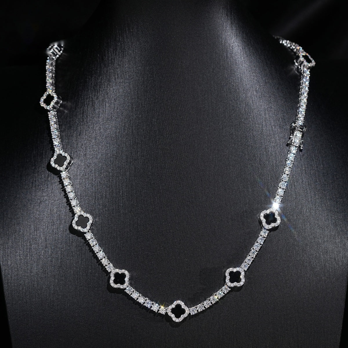 Black Clover Tennis Chain — Moissanite, 925 Silver