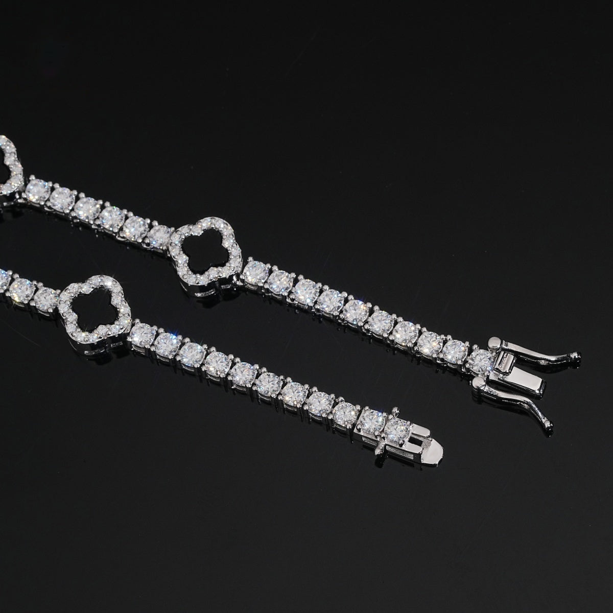 Black Clover Tennis Chain — Moissanite, 925 Silver