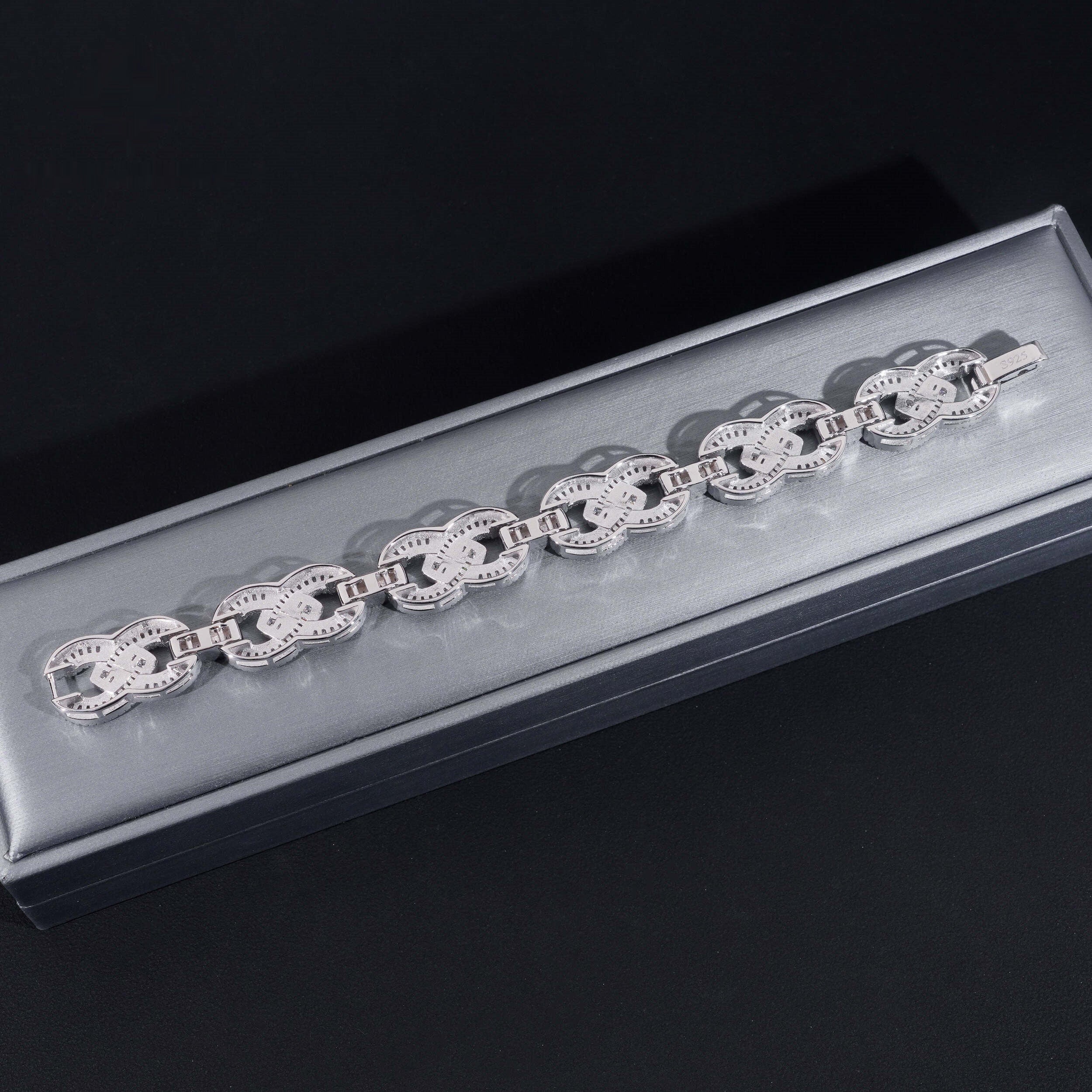 Baguette Rolo Link Bracelet — Moissanite, 925 Silver