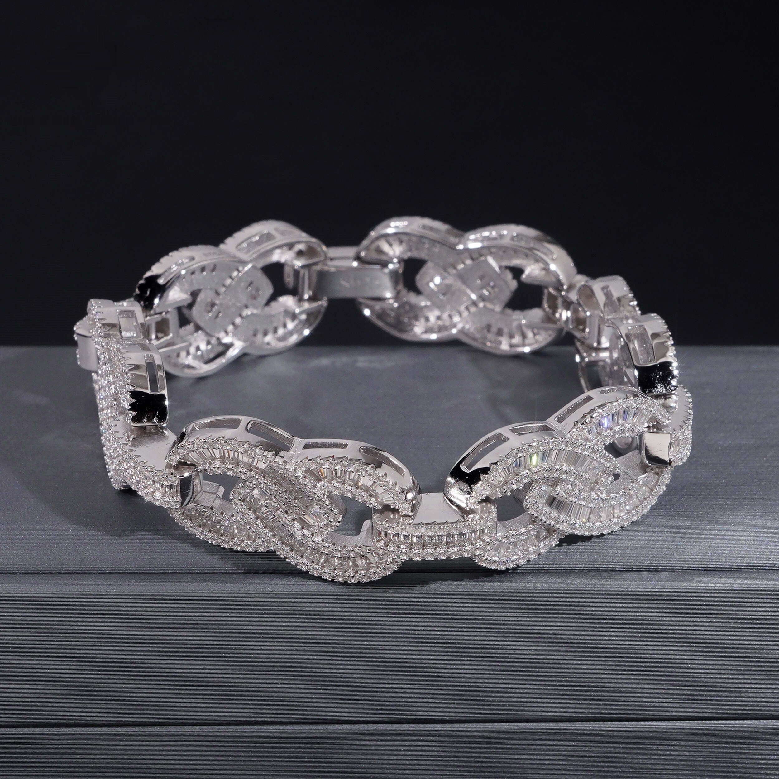 Baguette Rolo Link Bracelet — Moissanite, 925 Silver