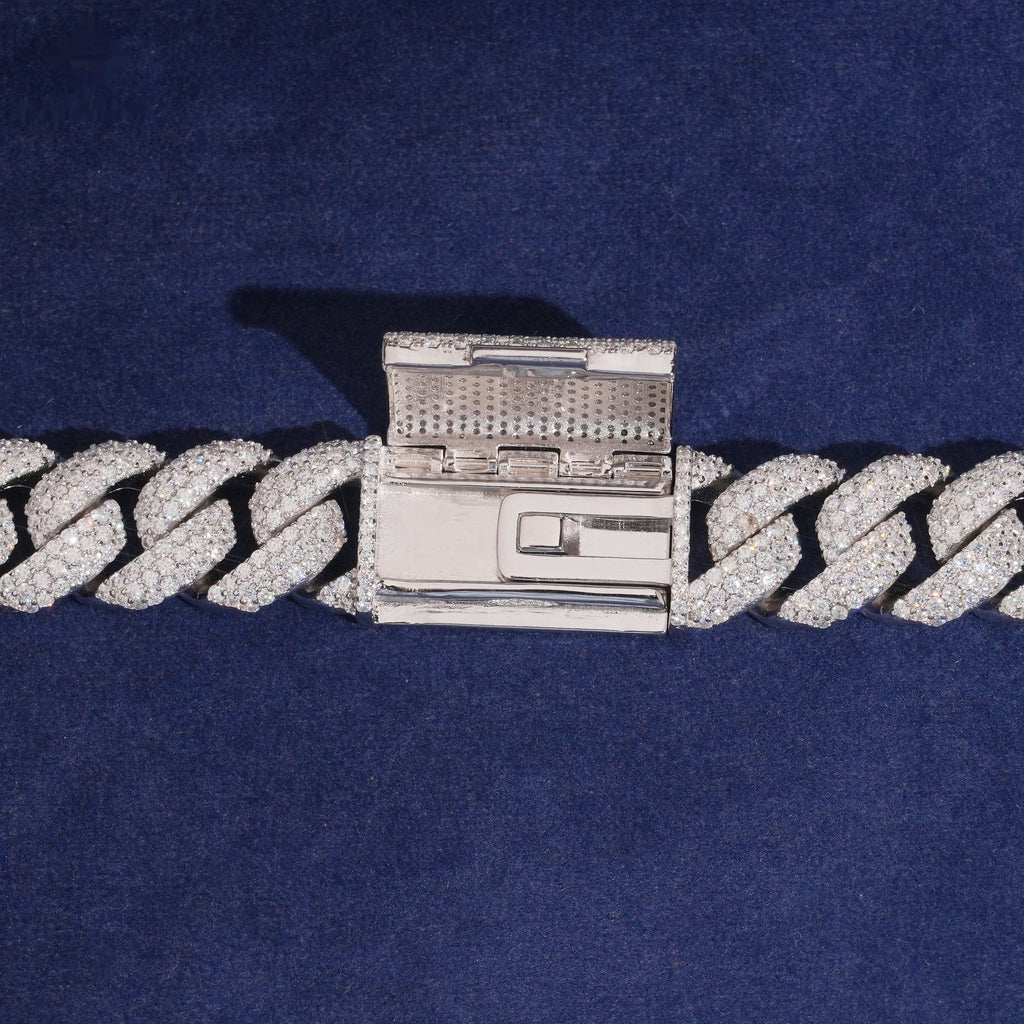 16mm Cuban Chain Pavé Setting — Moissanite, 925 Silver