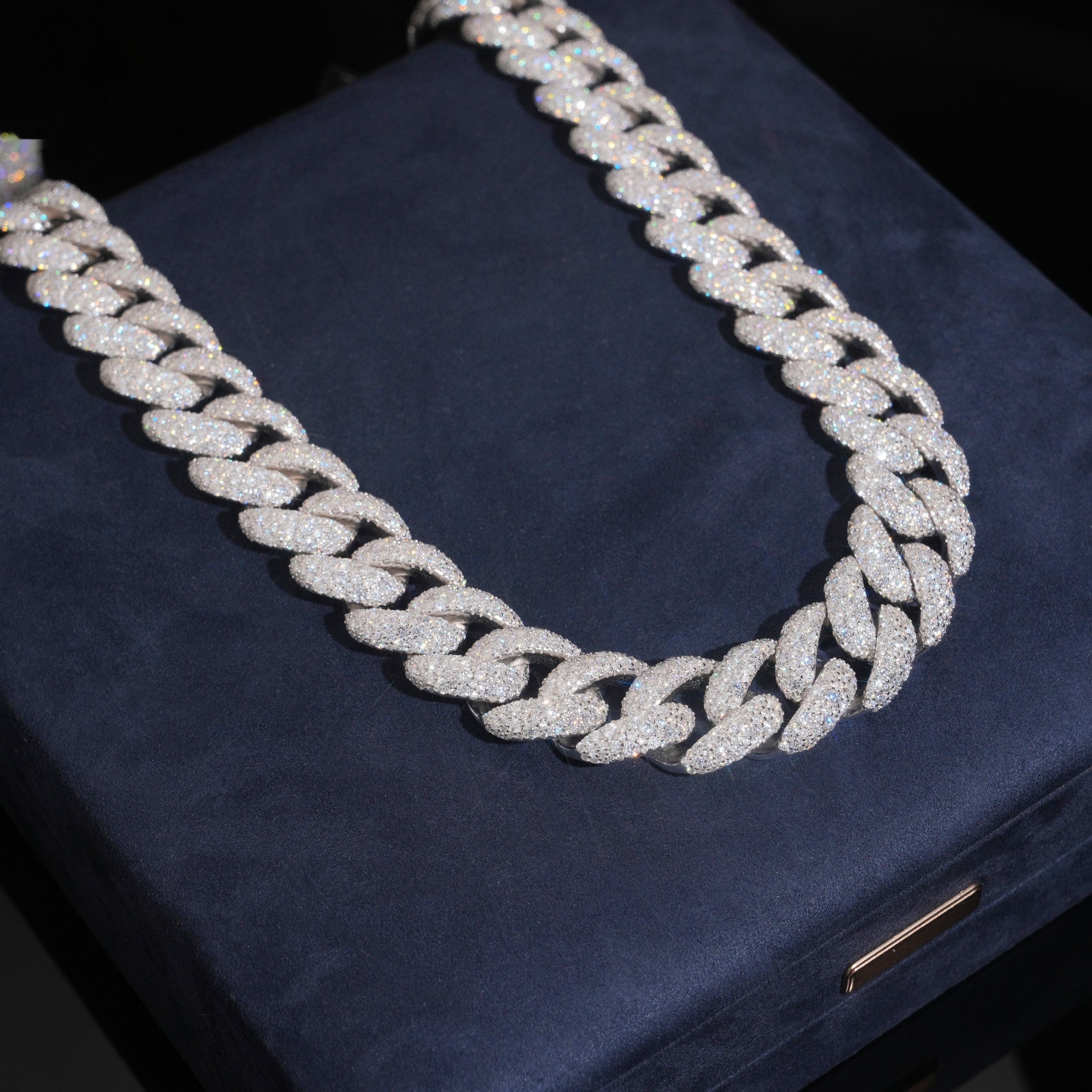 18mm Cuban Chain Domed Pavé Setting — Moissanite, 925 Silver