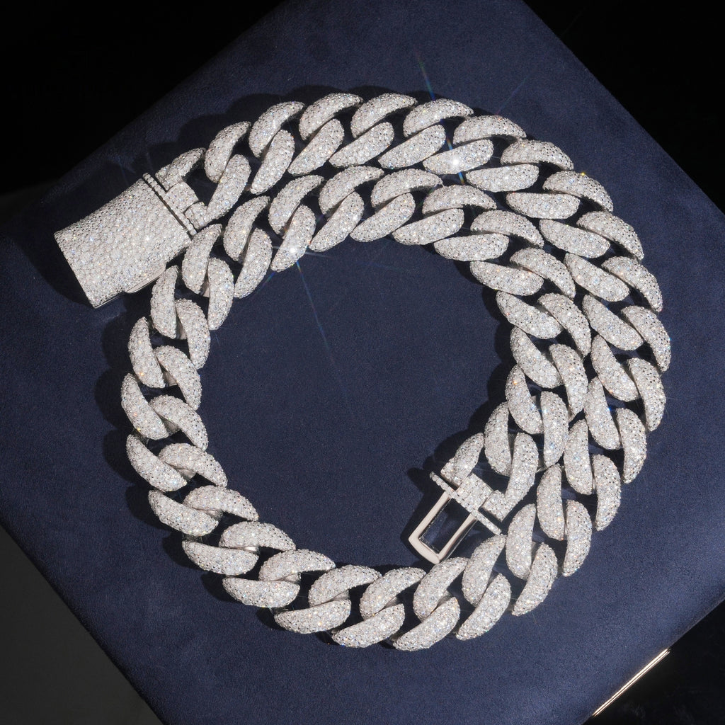 18mm Cuban Chain Domed Pavé Setting — Moissanite, 925 Silver