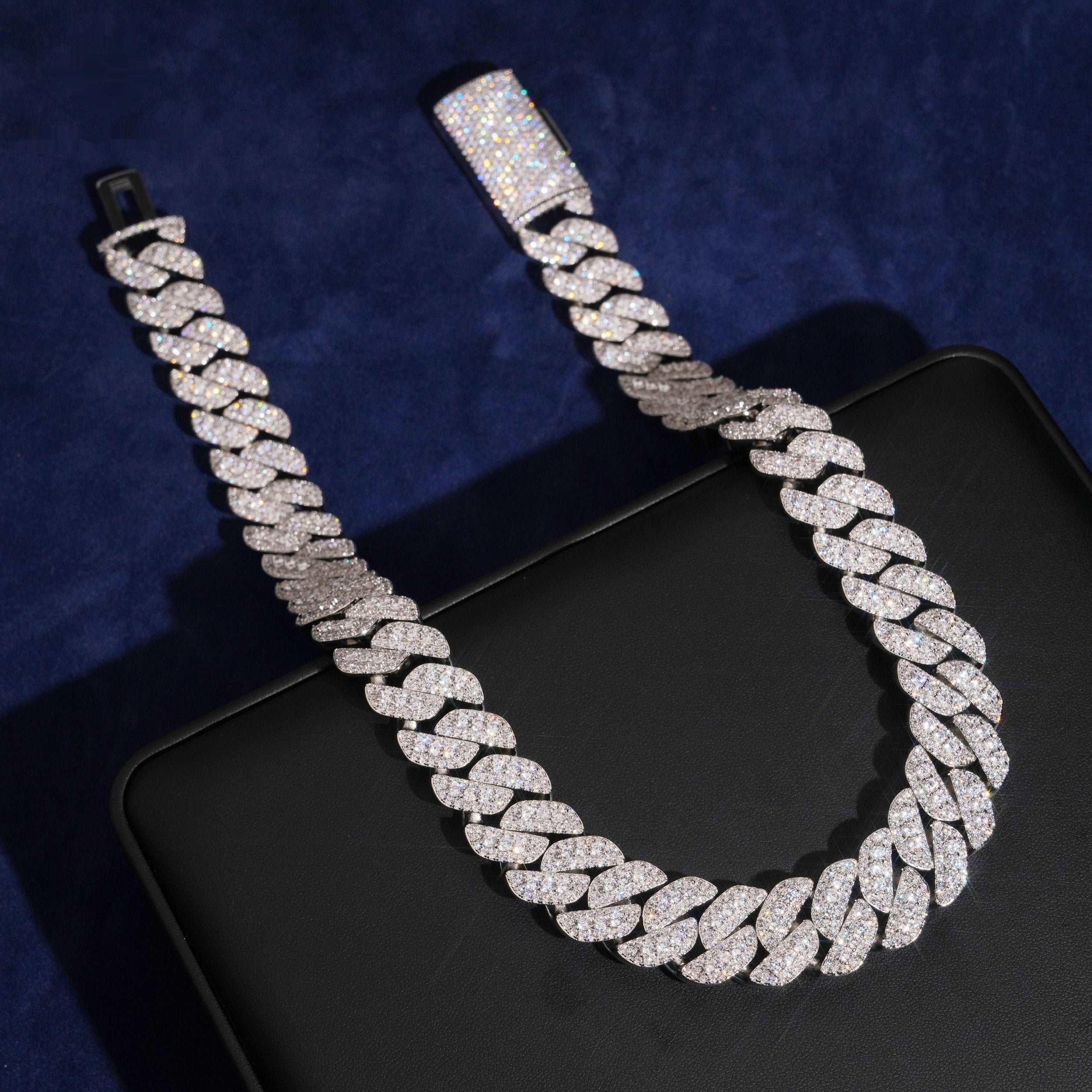 18mm Cuban Chain Pavé Setting — Moissanite, 925 Silver