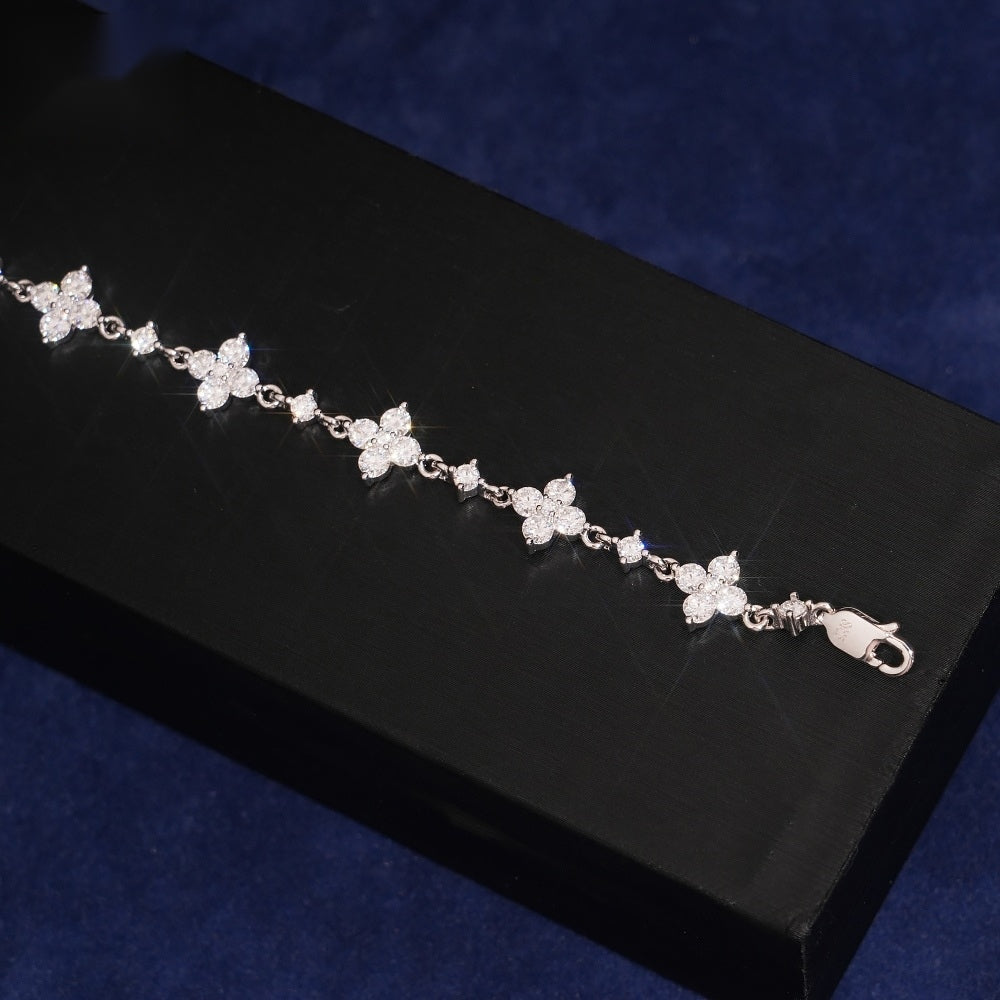 Clover Station Bracelet – Moissanite & 925 Silver