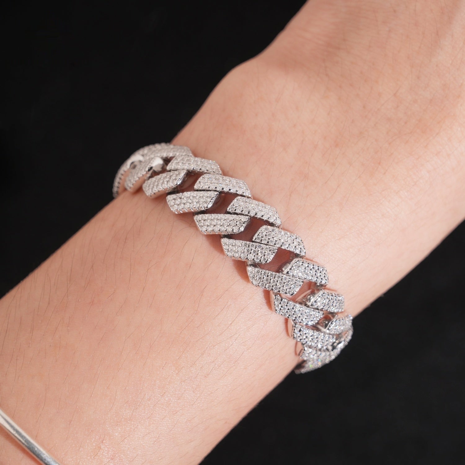 13mm Iced-Out Prong Cuban Link Bracelet – Moissanite & 925 Silver