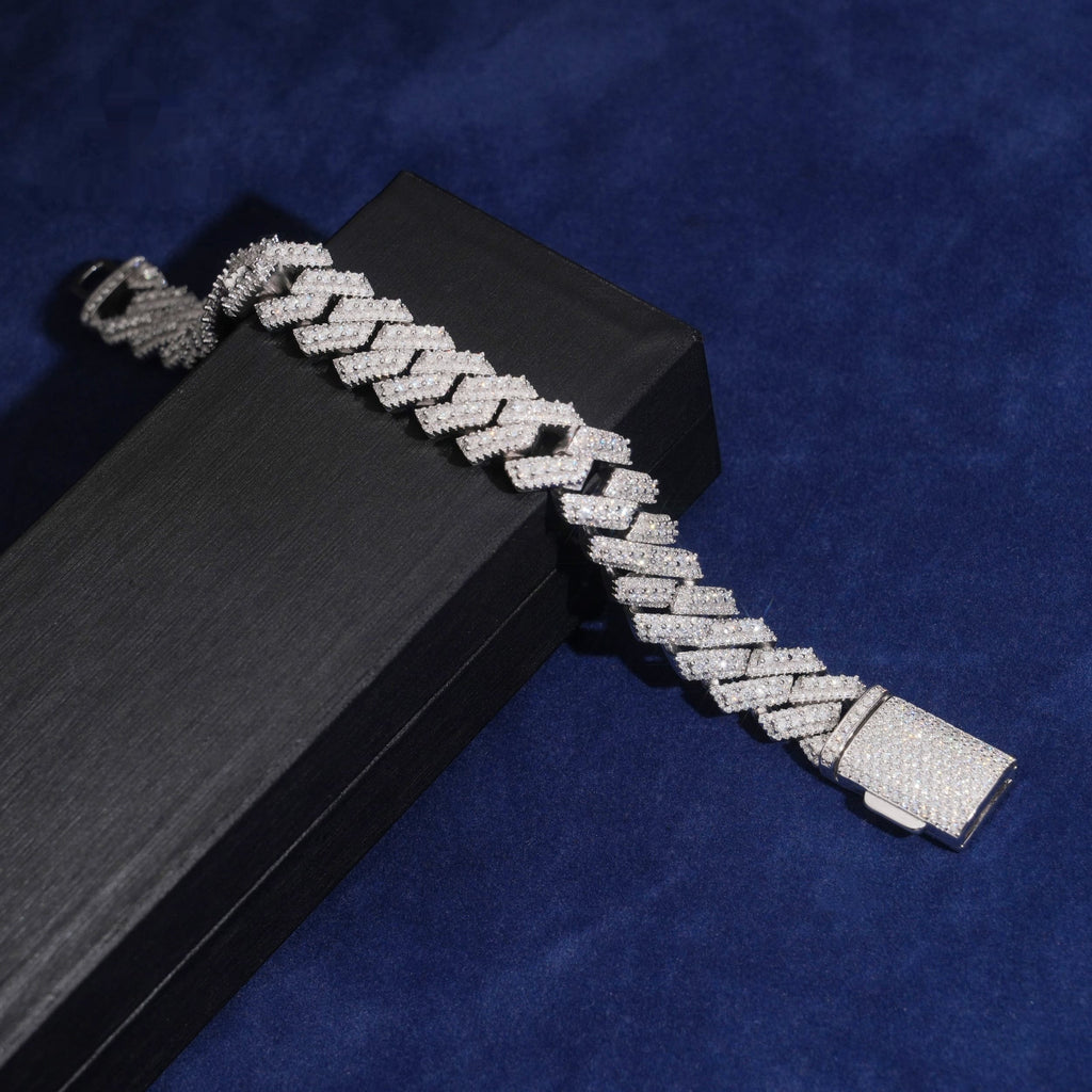 15mm Iced-Out Prong Cuban Link Bracelet – Moissanite & 925 Silver