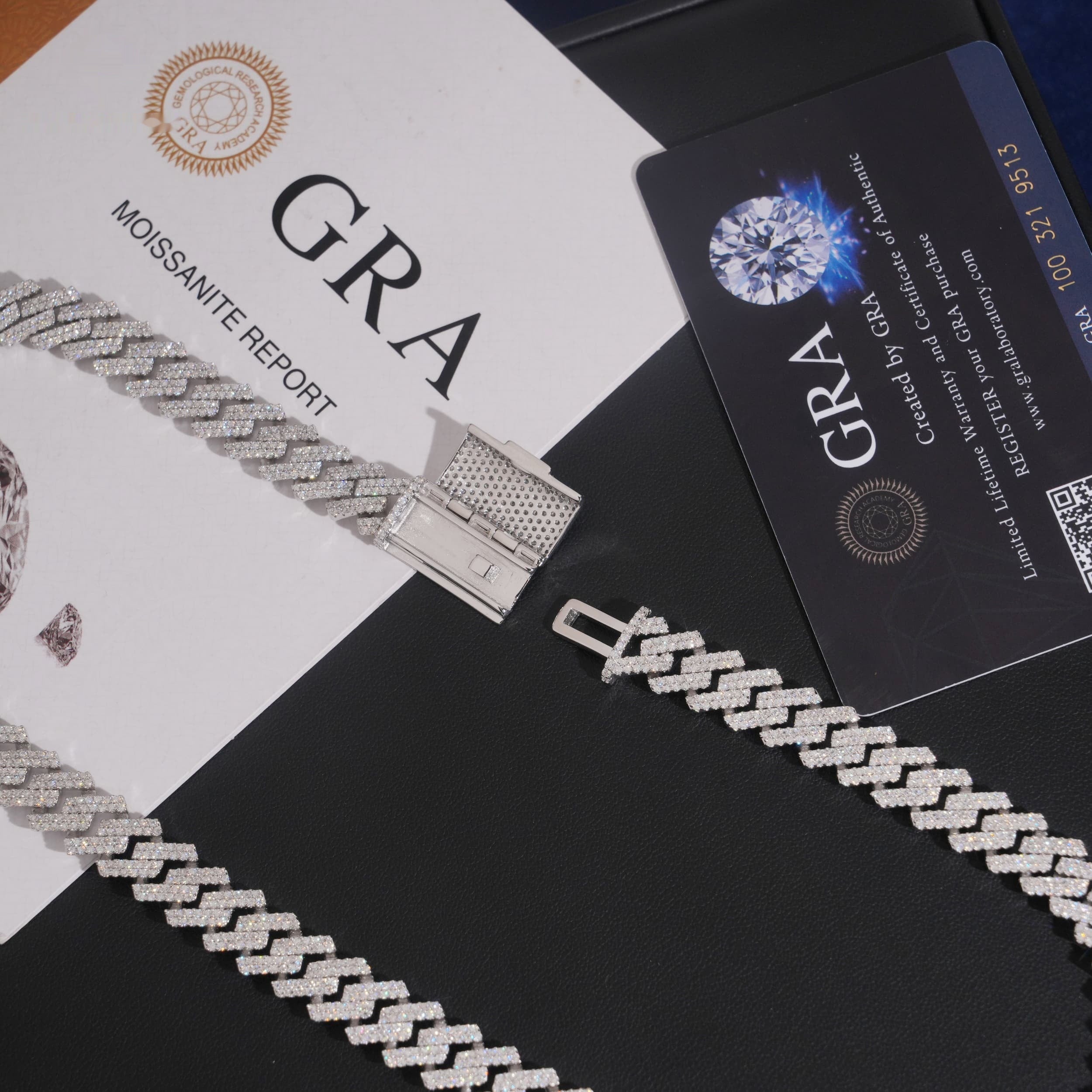 10mm Cuban Chain Honeycomb Setting — Moissanite, 925 Silver