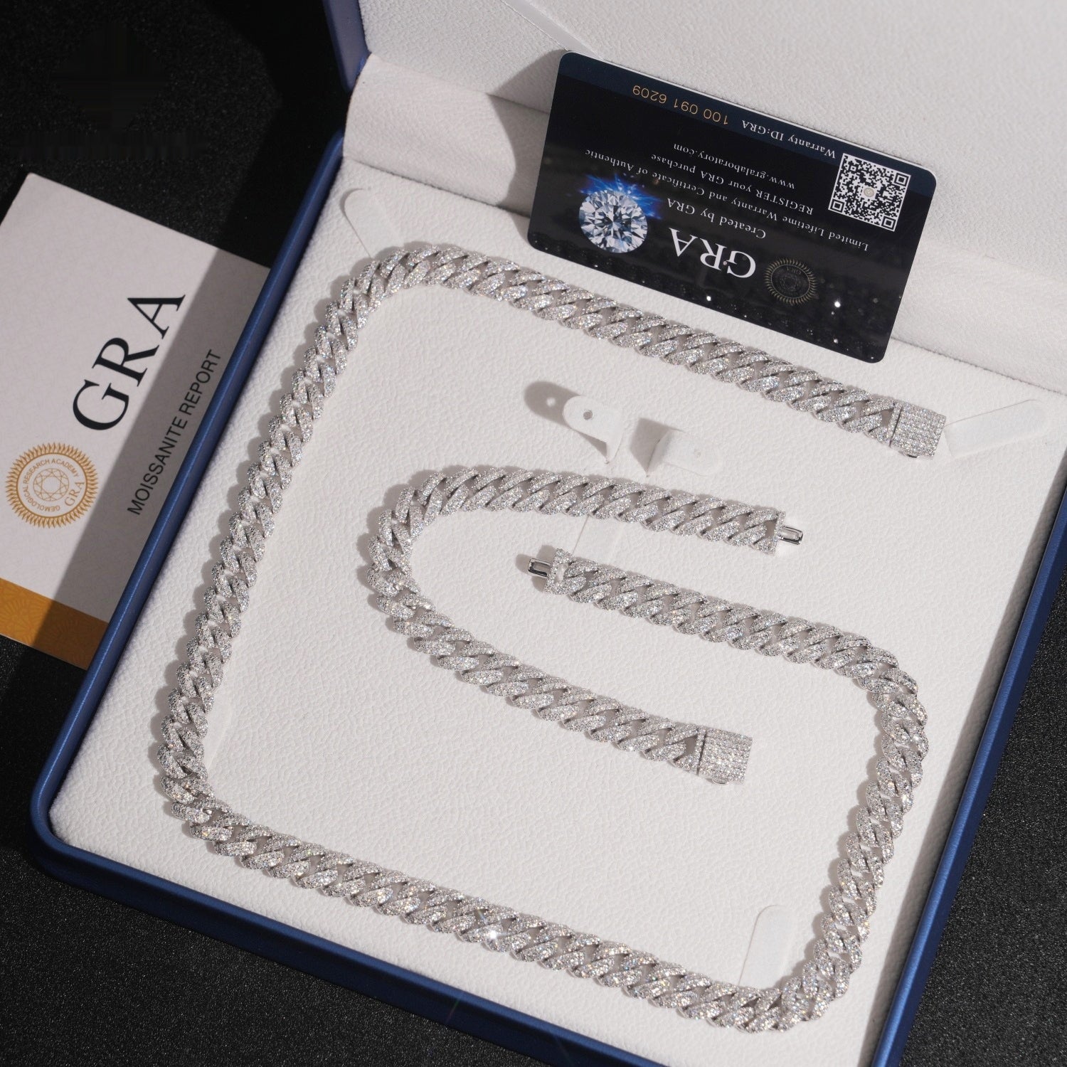 10mm Cuban Chain Pavé Setting — Moissanite, 925 Silver