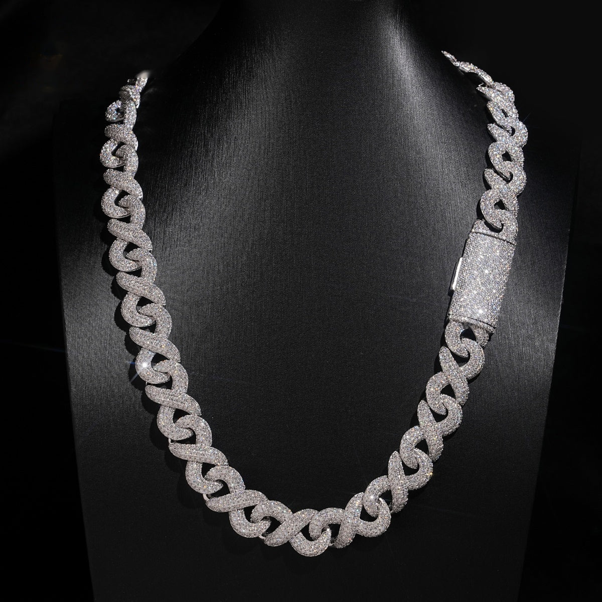 Iced Infinity Link Chain — Moissanite, 925 Silver