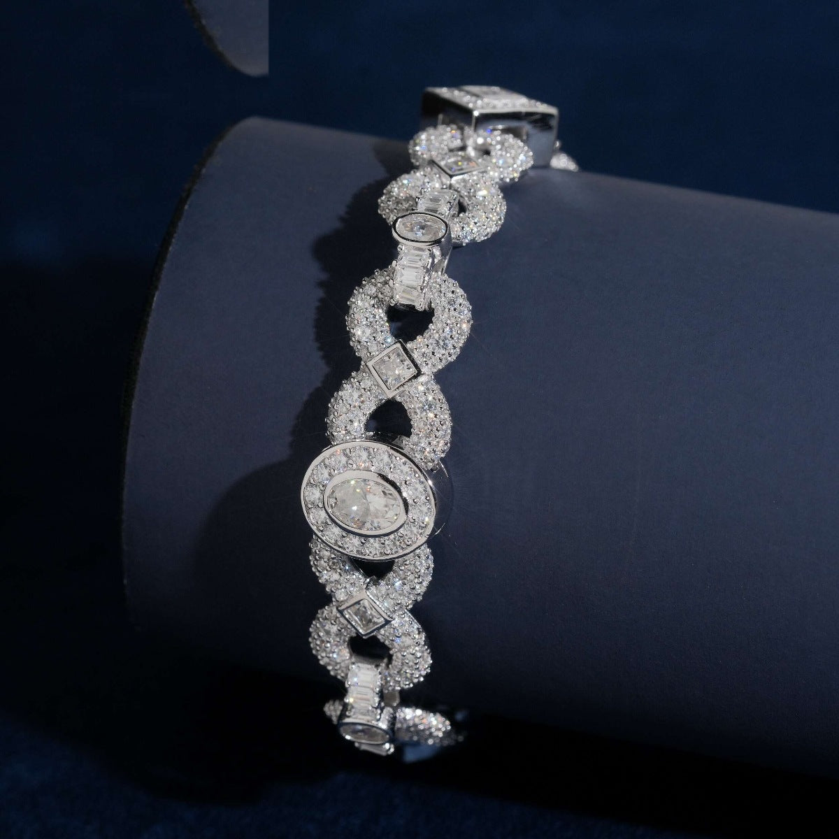 Infinity Halo Link Bracelet — Moissanite, 925 Silver