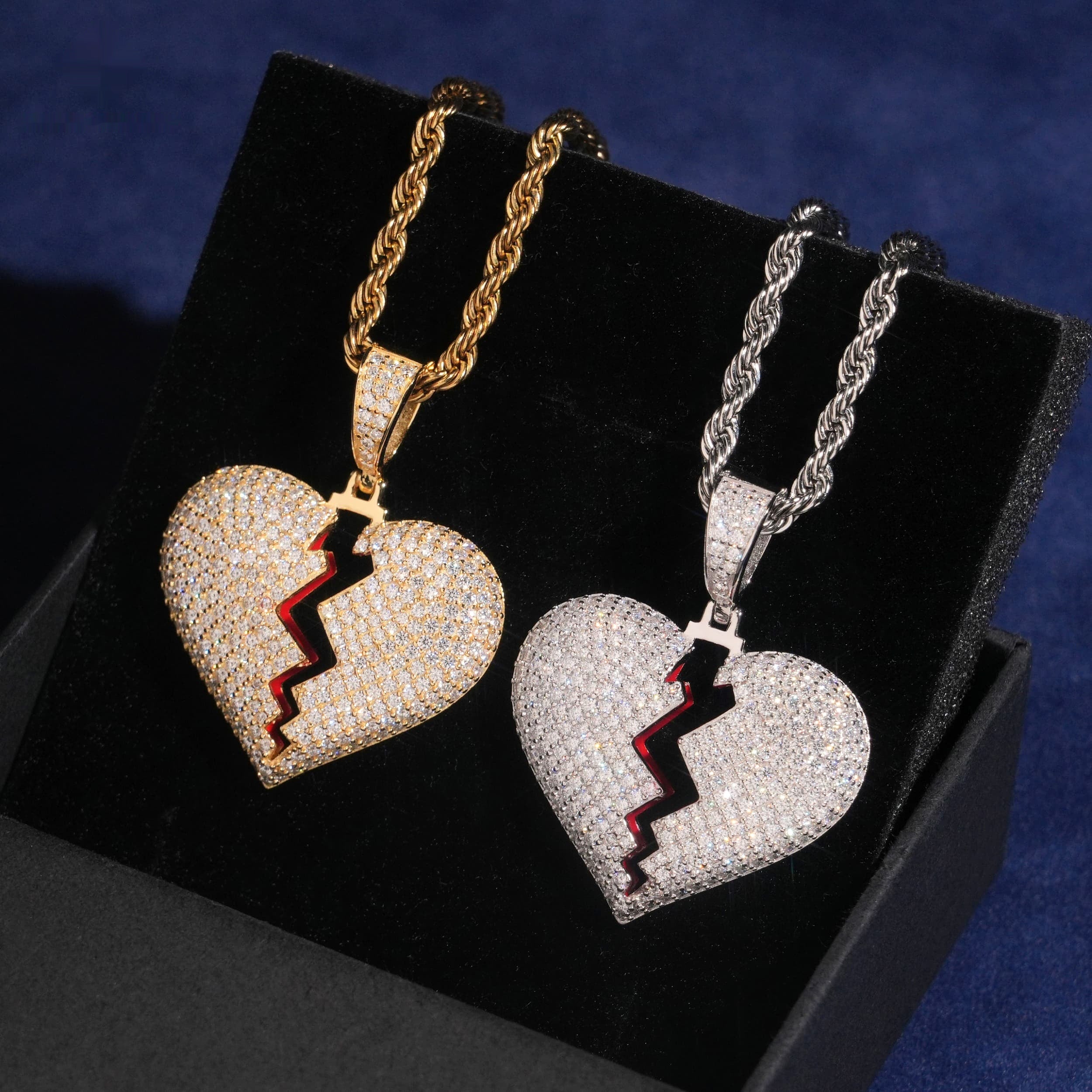 Broken Heart Pendant — Moissanite, 925 Silver