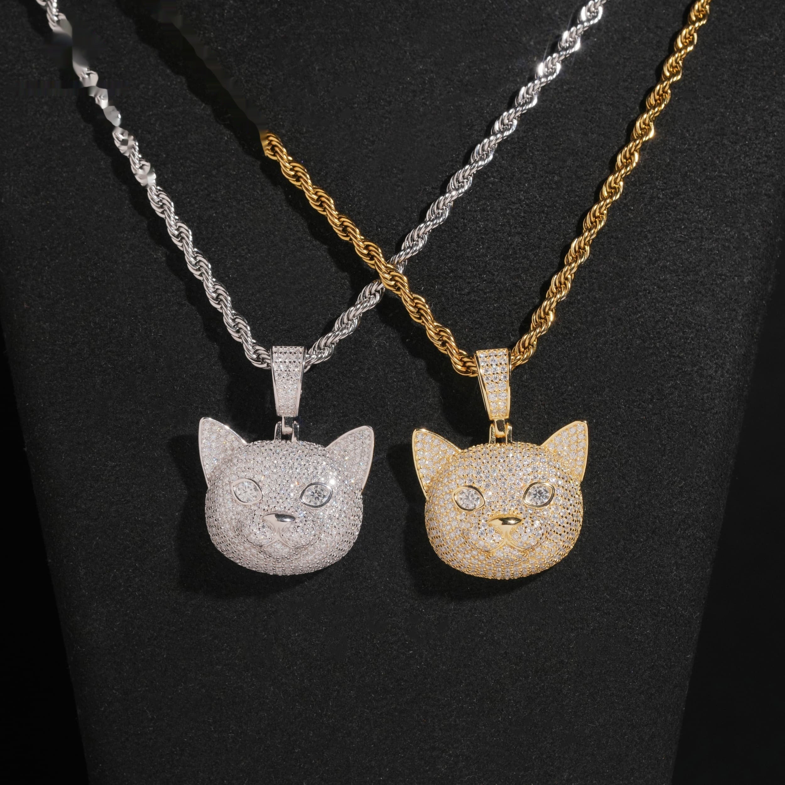 Cat Face Pendant — Moissanite, 925 Silver