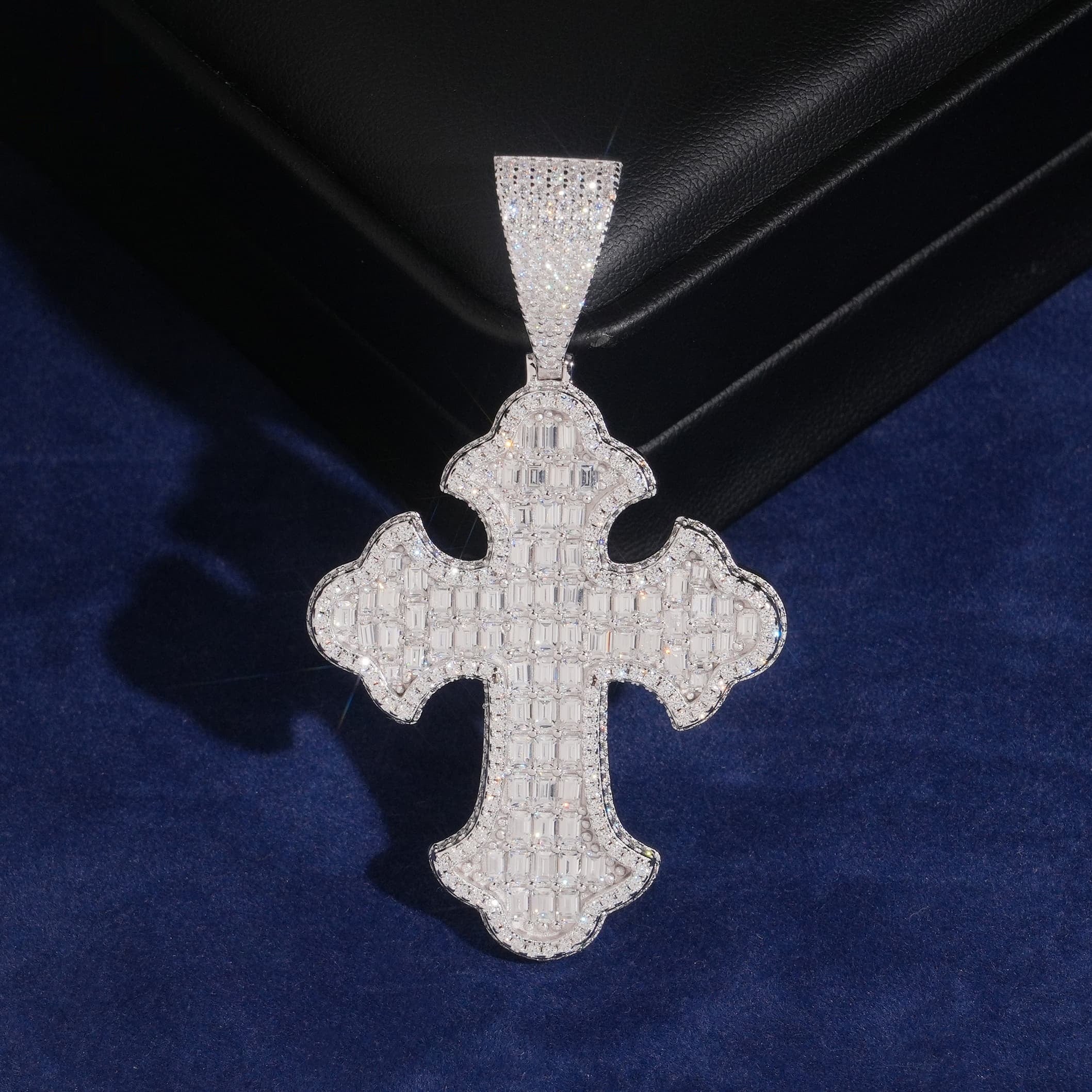 Gothic Cross Pendant — Moissanite, 925 Silver