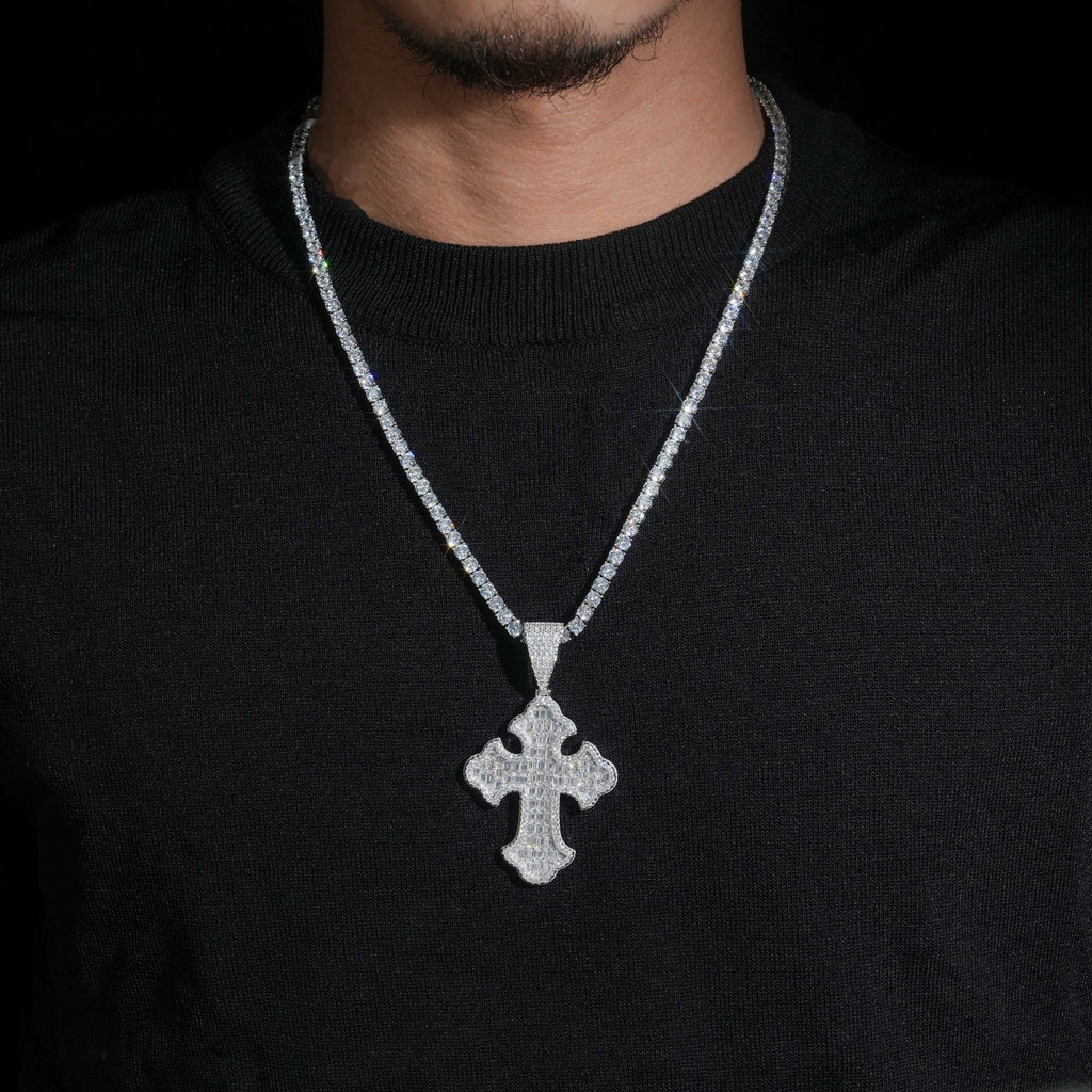 Gothic Cross Pendant — Moissanite, 925 Silver