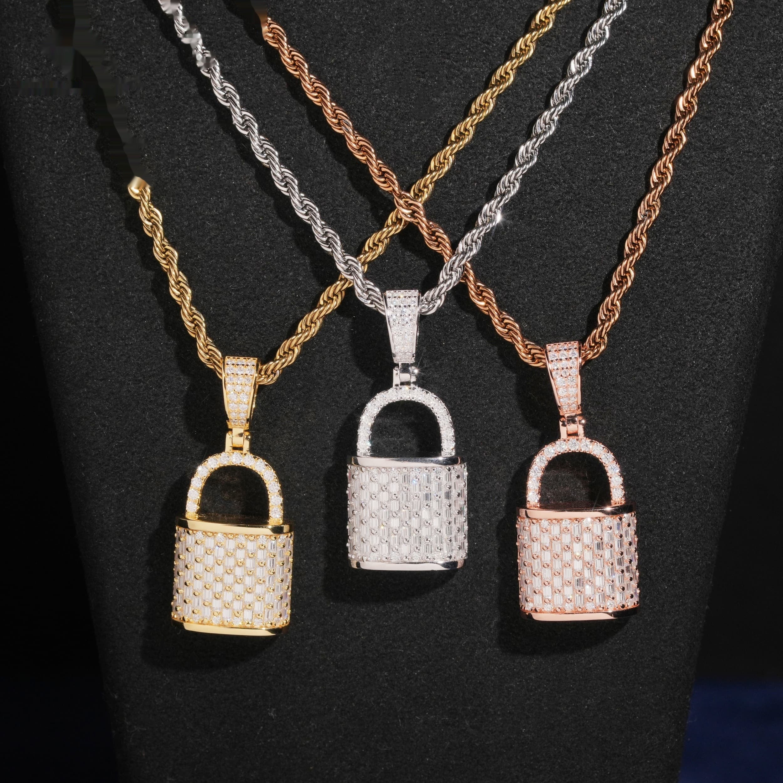 Padlock Pendant — Moissanite, 925 Silver