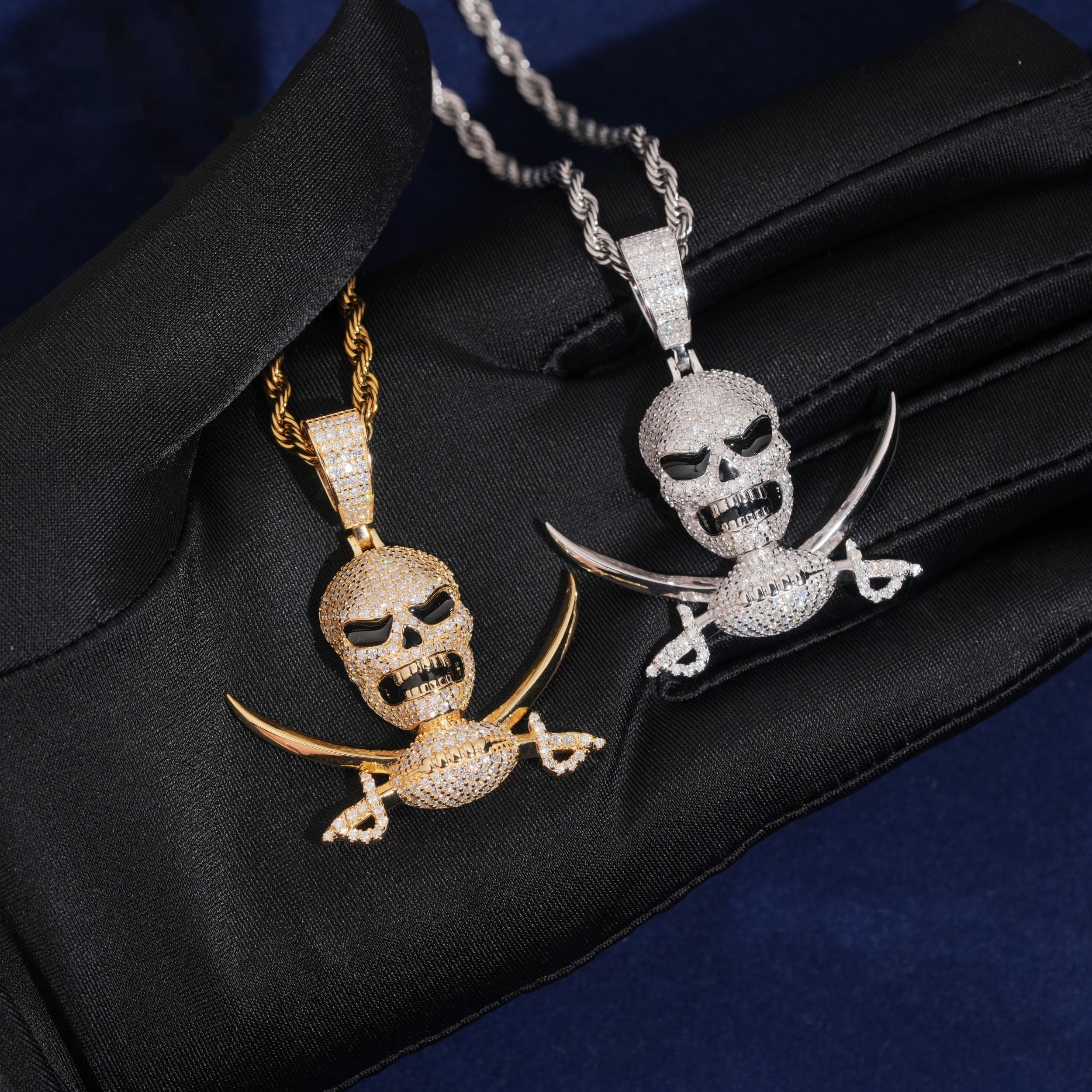 Pirate Skull Pendant — Moissanite, 925 Silver