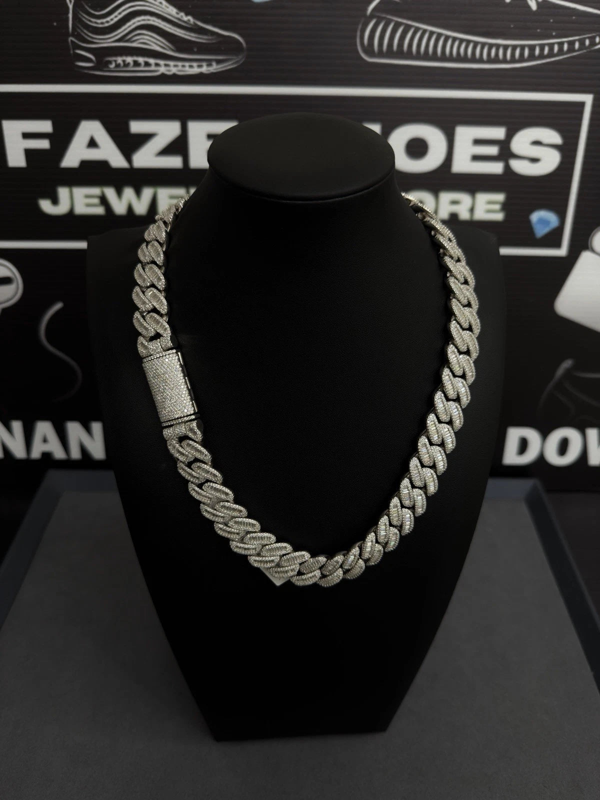 17MM Cuban Chain Baguette Setting Moissanite S925 + Rhodium