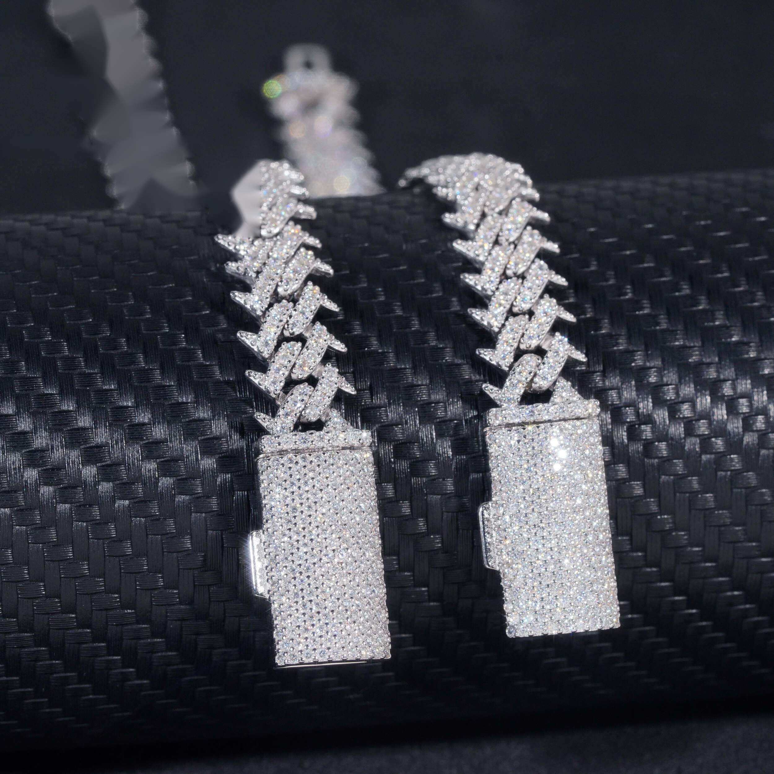 Spiked Prong Cuban Link Bracelet – Moissanite & 925 Silver